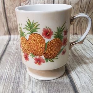 Vintage Hawaii footed mug with pineapples